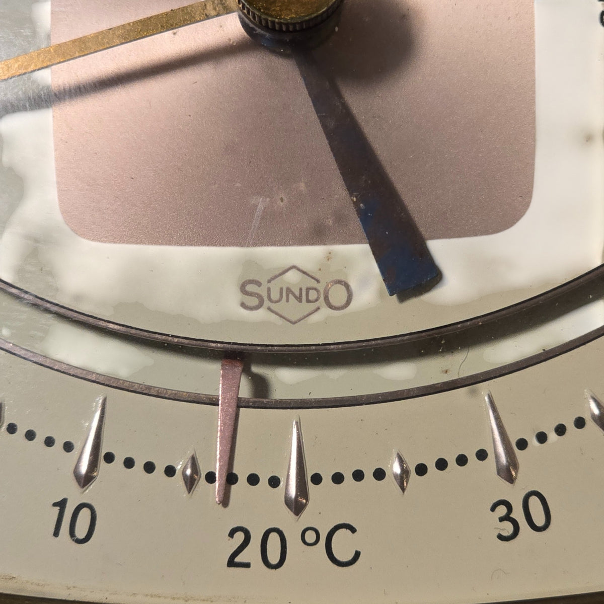 Sundo Wooden Vintage Barometer